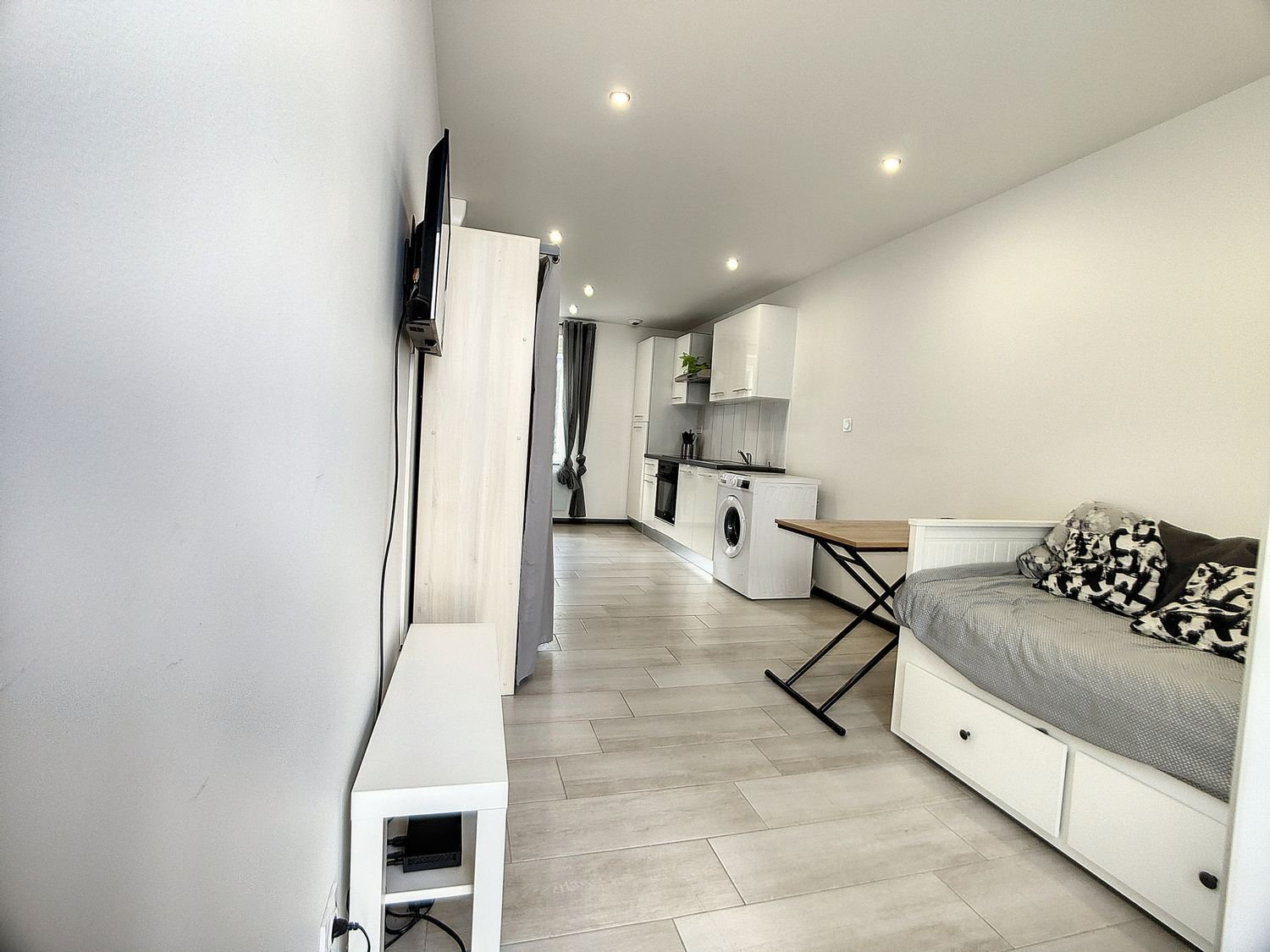 Appartement à louer, 29m², Vénissieux