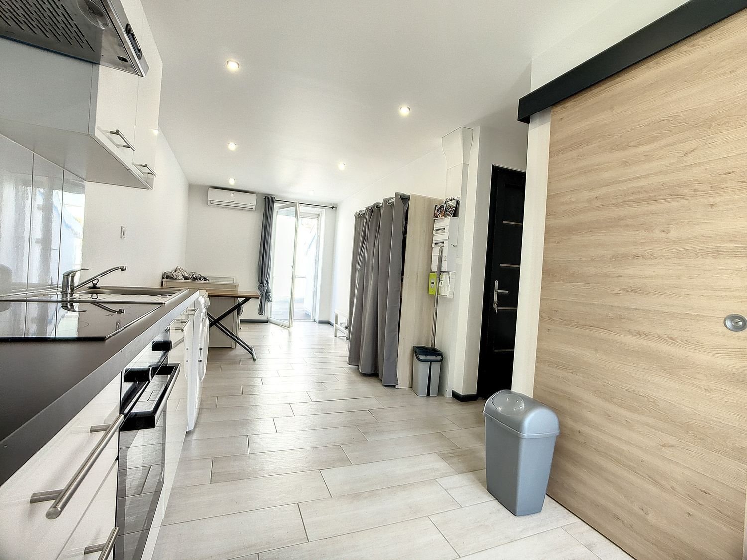 Appartement à louer, 29m², Vénissieux