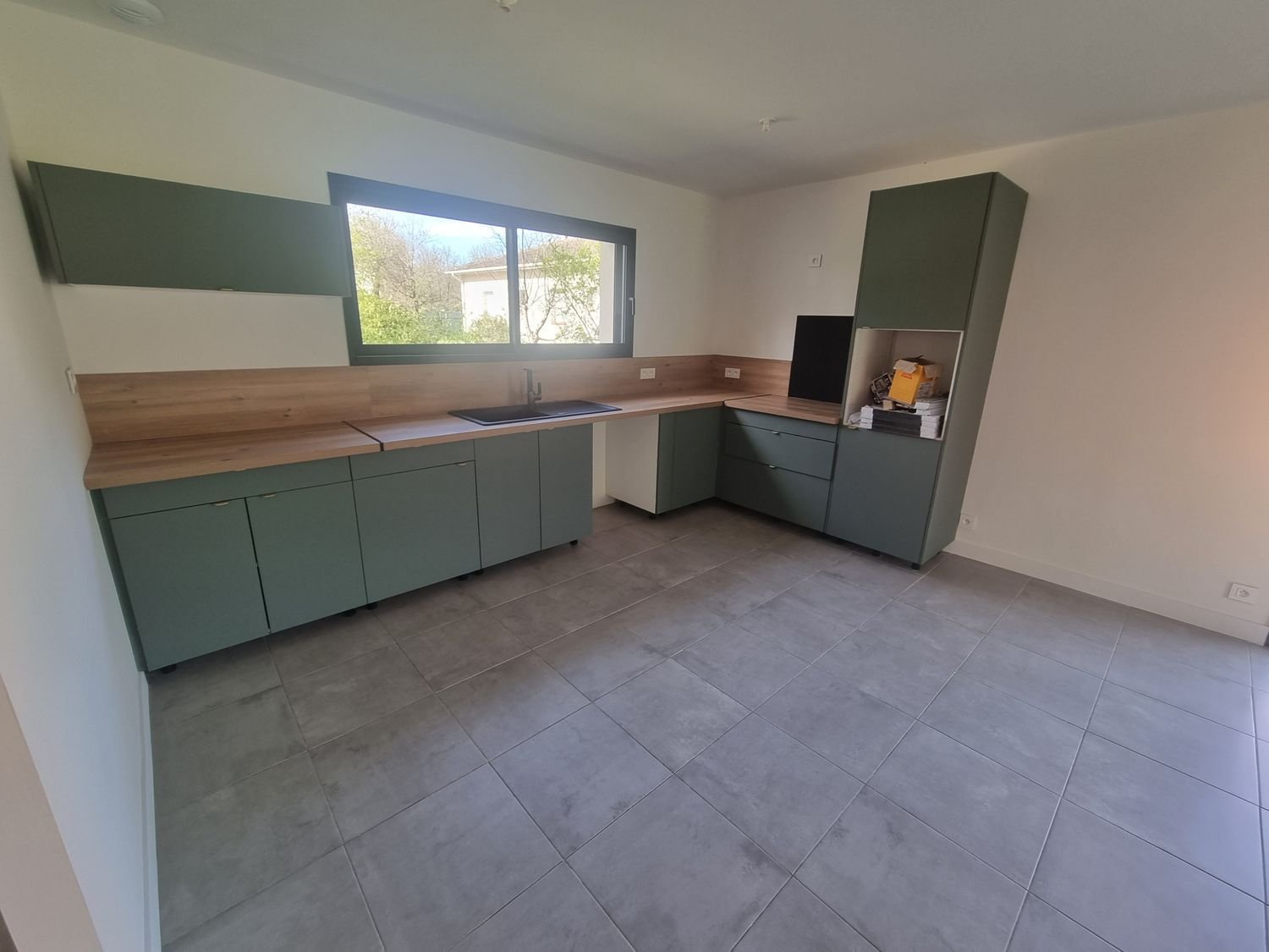 Maison à vendre, 101m², Caussade