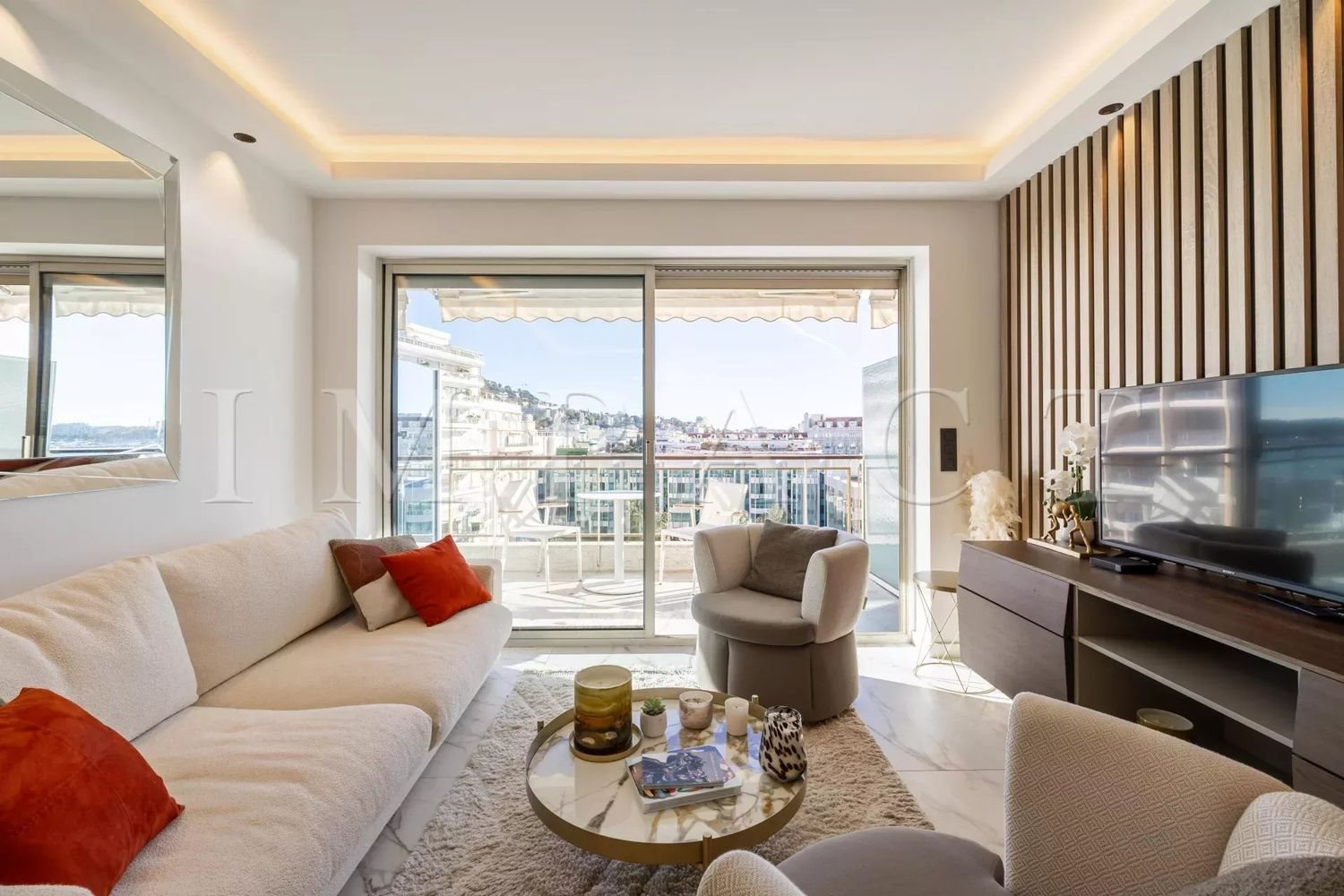 Appartement à louer, 70m², Cannes