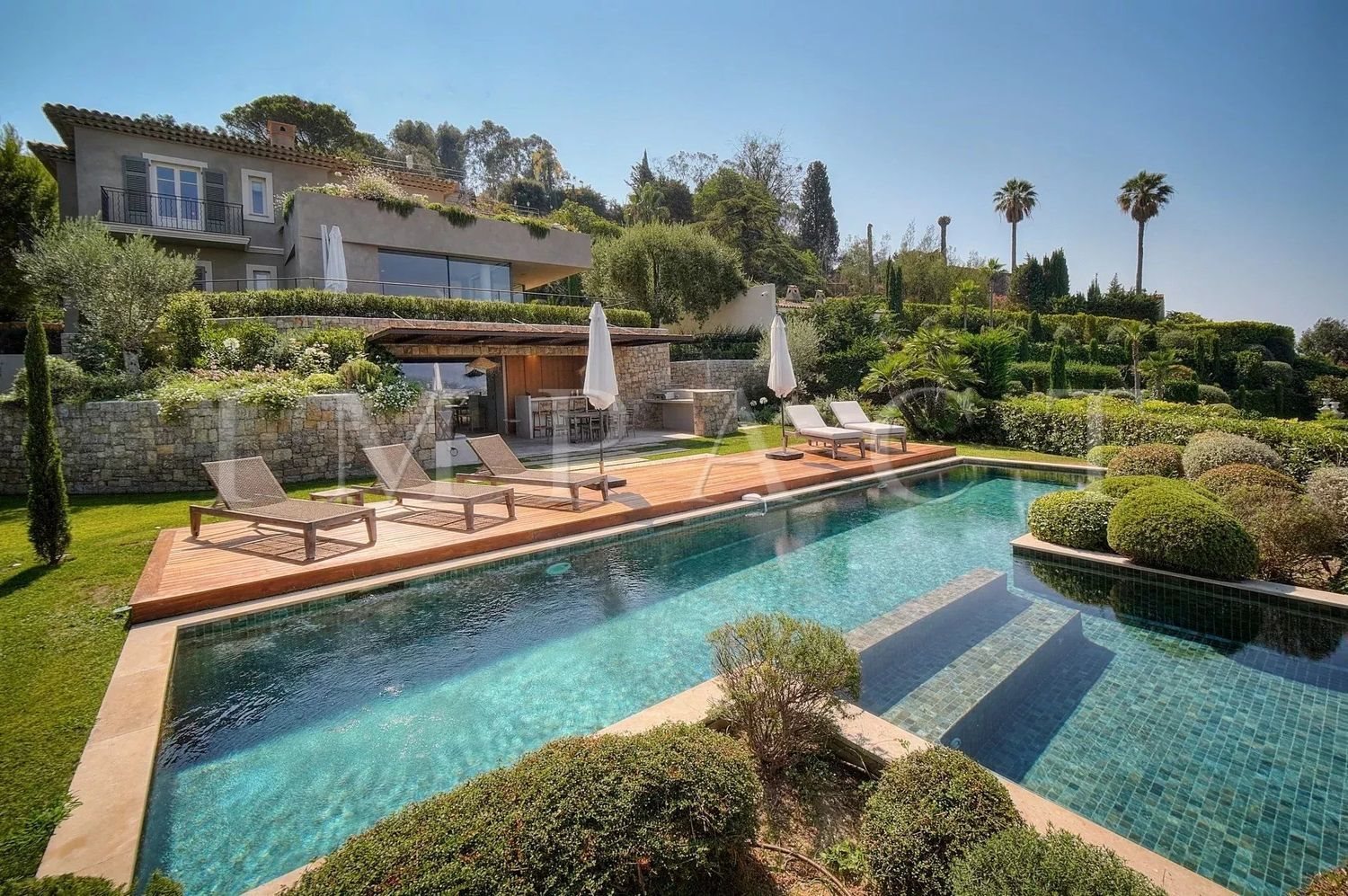 Maison à louer, 350m², Cannes