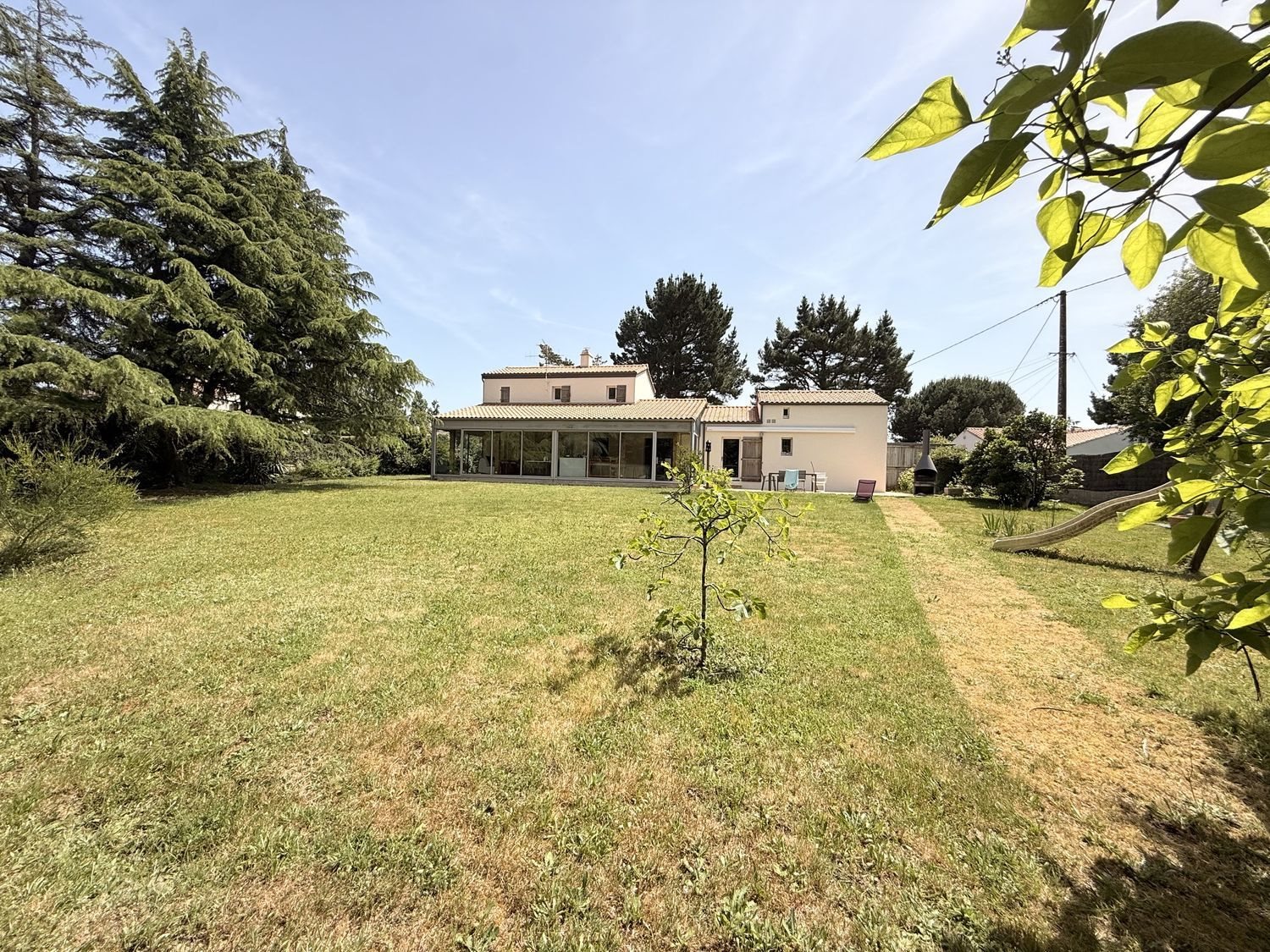 Maison à vendre, 232m², Saint-Léger-les-Vignes