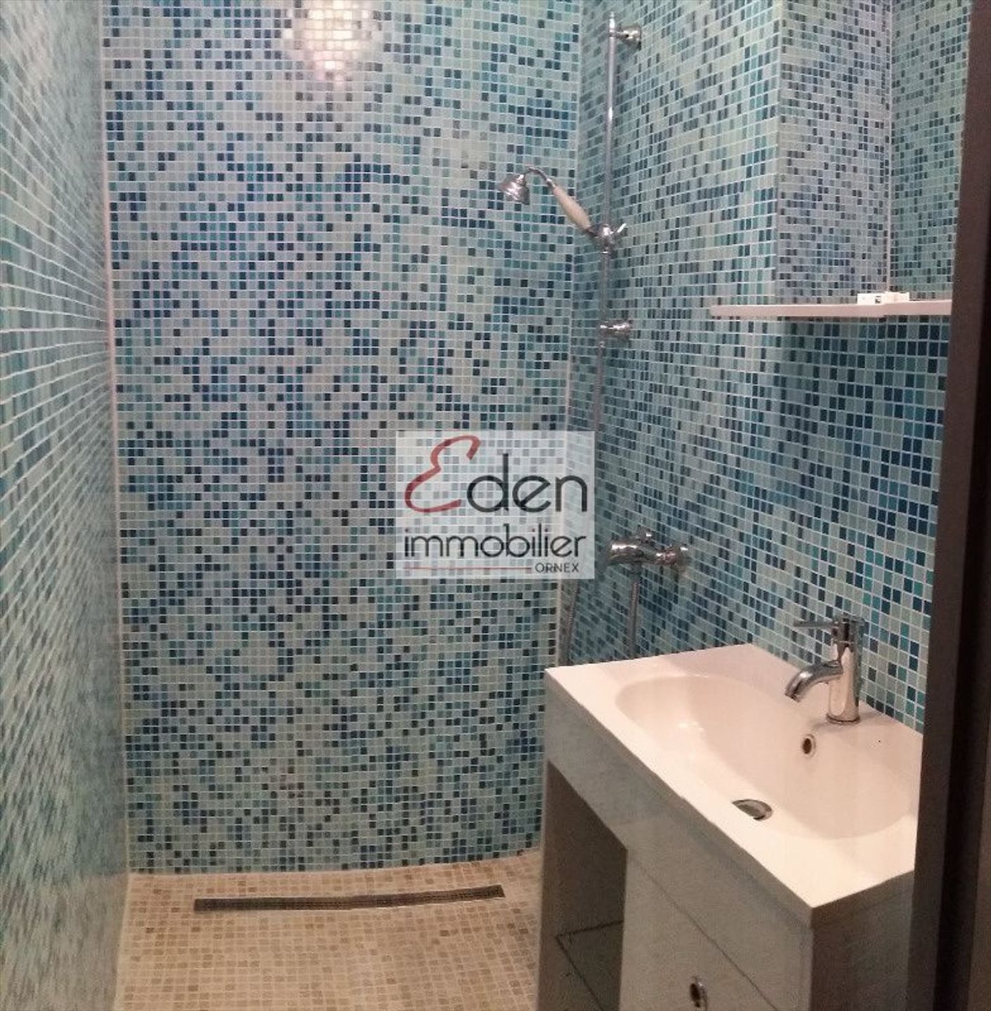 Appartement à louer, 73m², Cessy