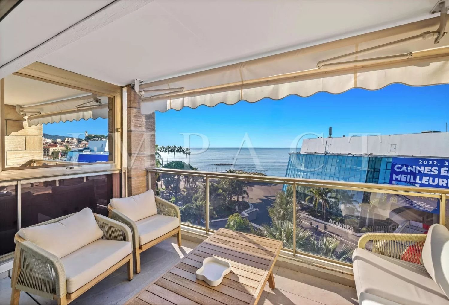Appartement à louer, 90m², Cannes