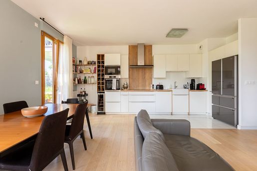 Advert pic 0