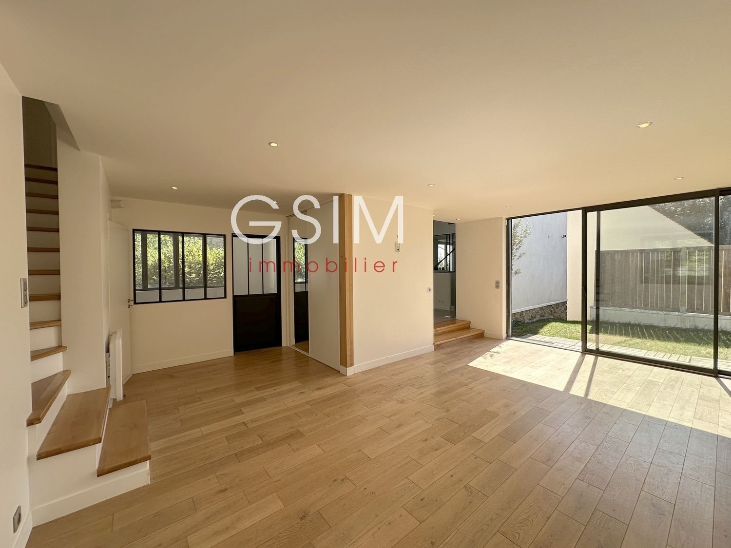 Maison à louer, 124m², Garches