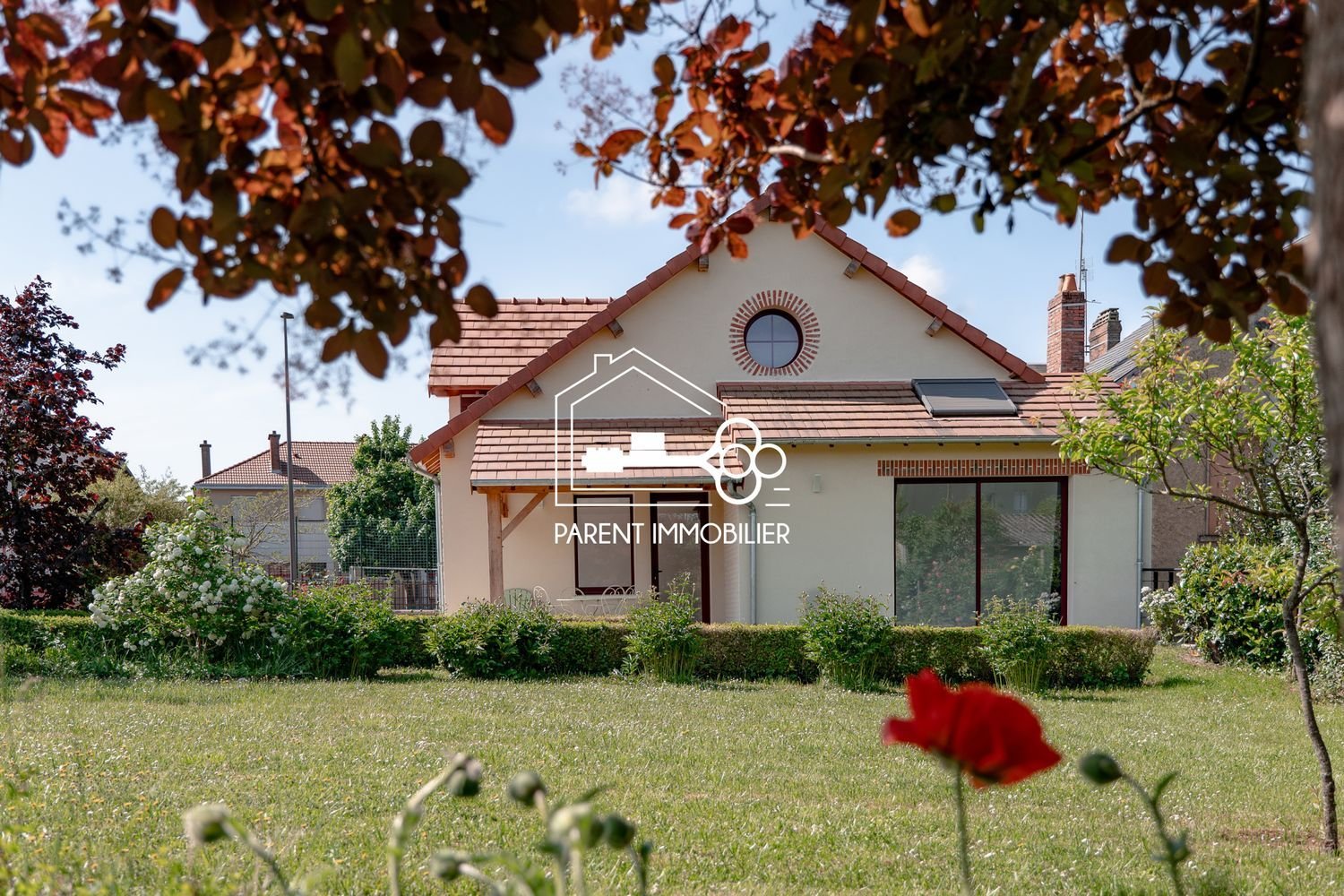 Maison à vendre, 330m², Saint-Sulpice-les-Feuilles