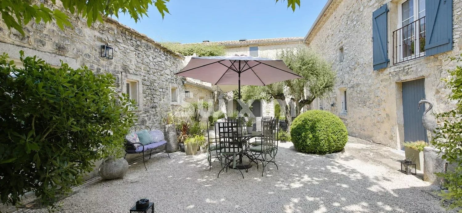 Maison à vendre, 341m², Roche-Saint-Secret-Béconne