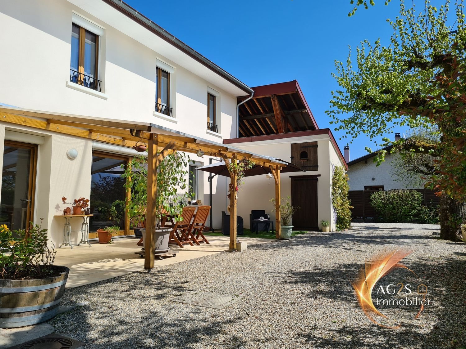 Maison à vendre, 373m², Chapareillan