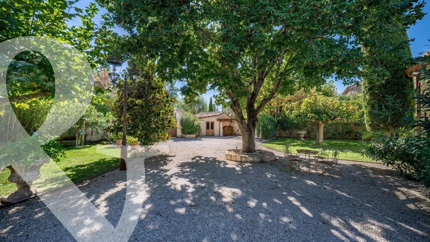 Maison à vendre, 295m², Mollégès