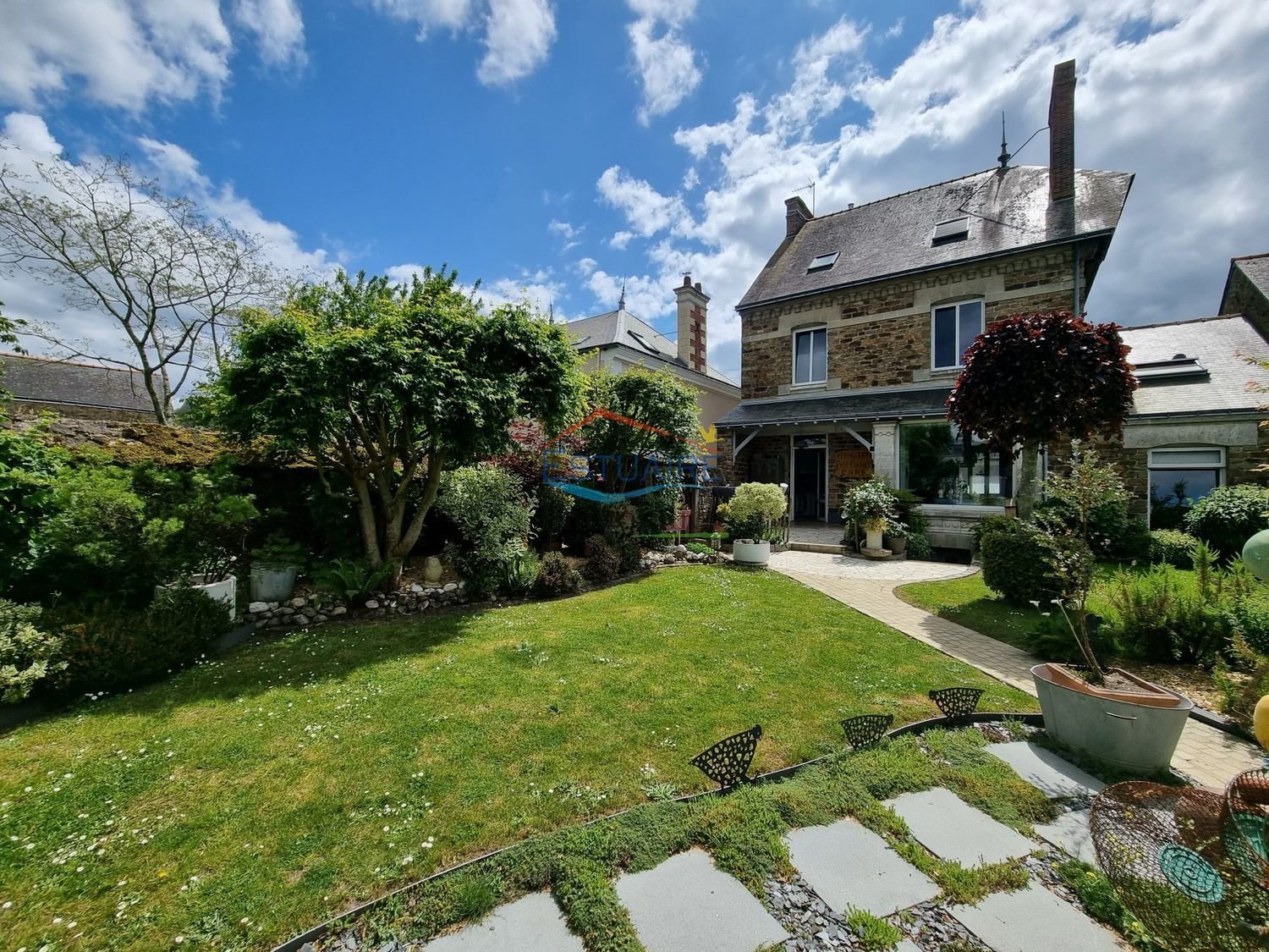 Maison à vendre, 239m², Saint-Étienne-de-Montluc