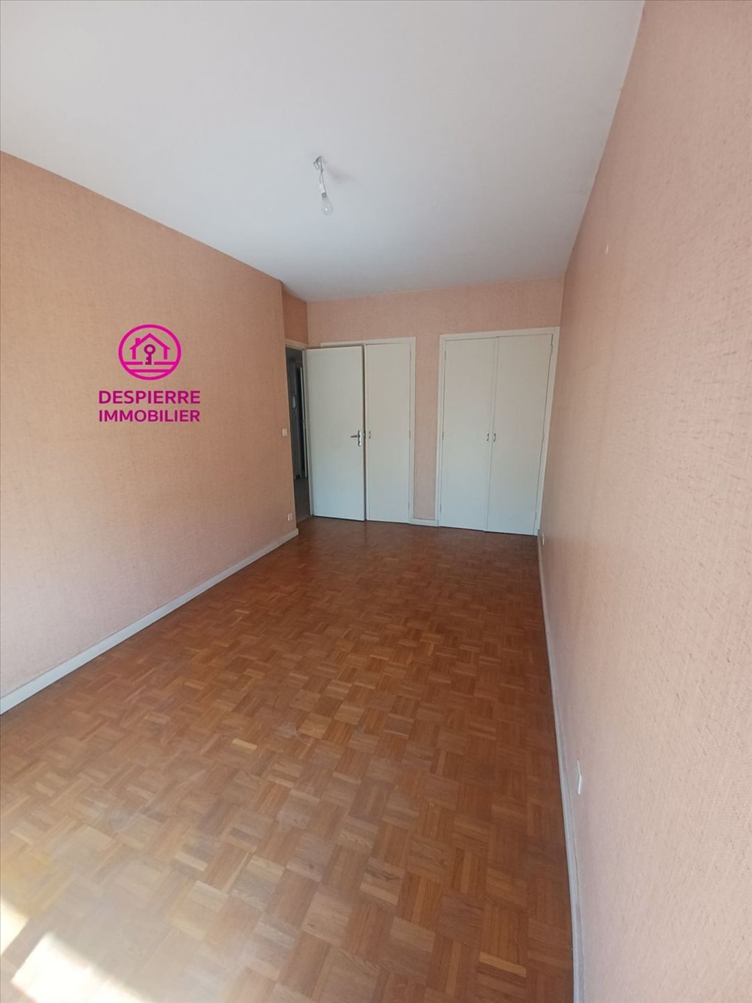 Appartement à vendre, 72m², Roussillon