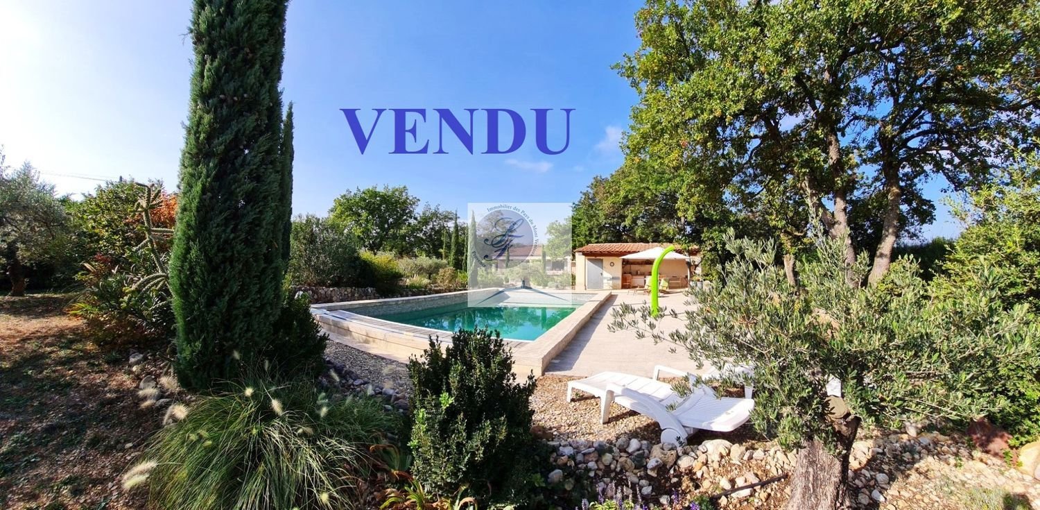 Maison à vendre, 140m², Mazan