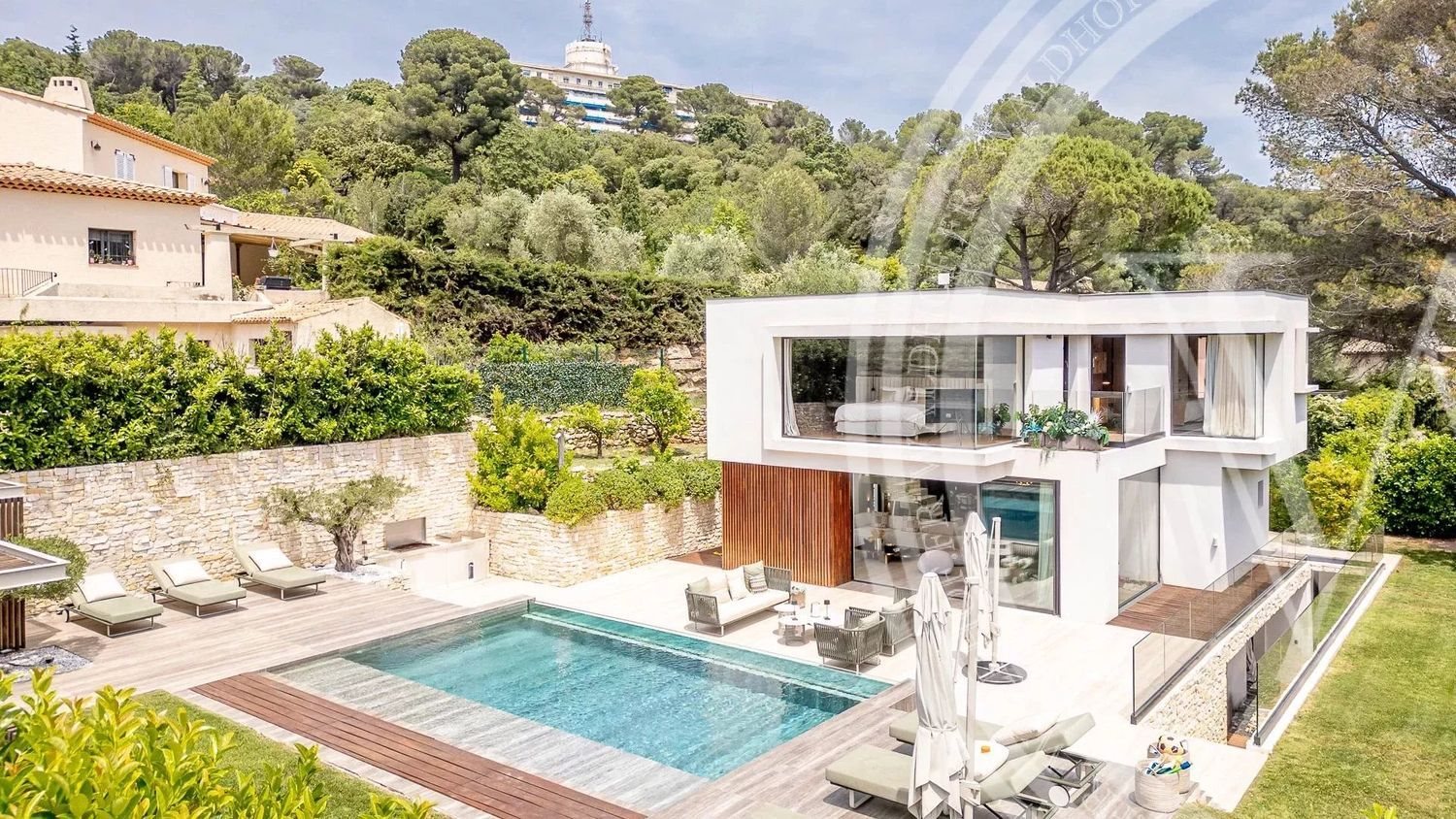 Maison à louer, 265m², Vallauris