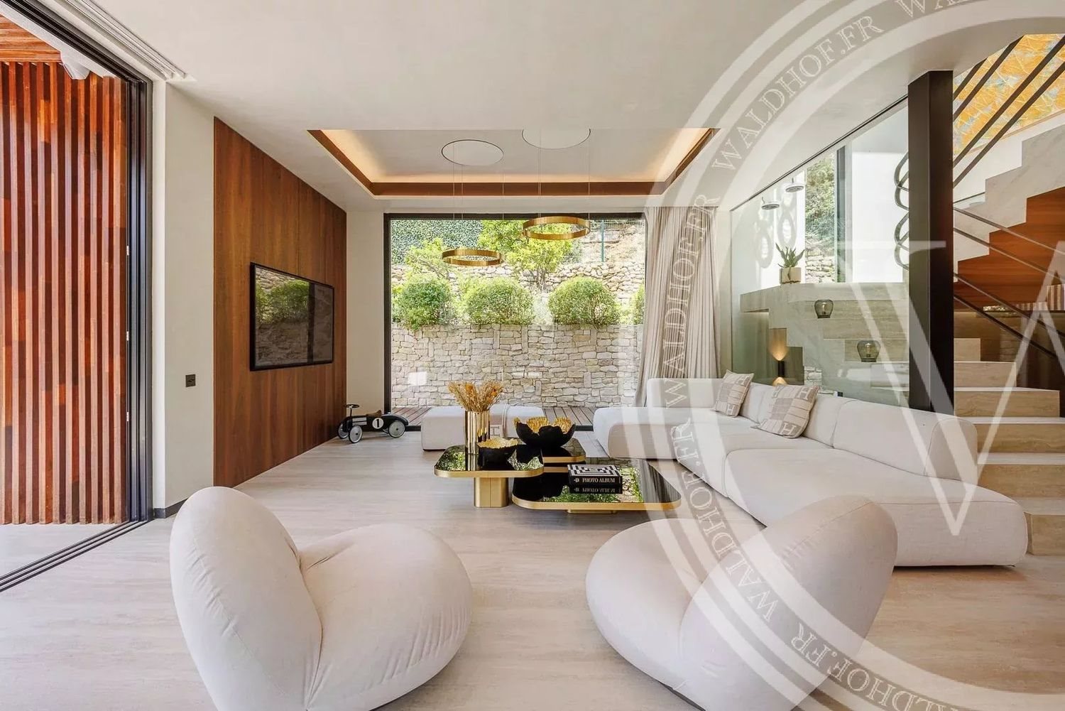 Maison à louer, 265m², Vallauris