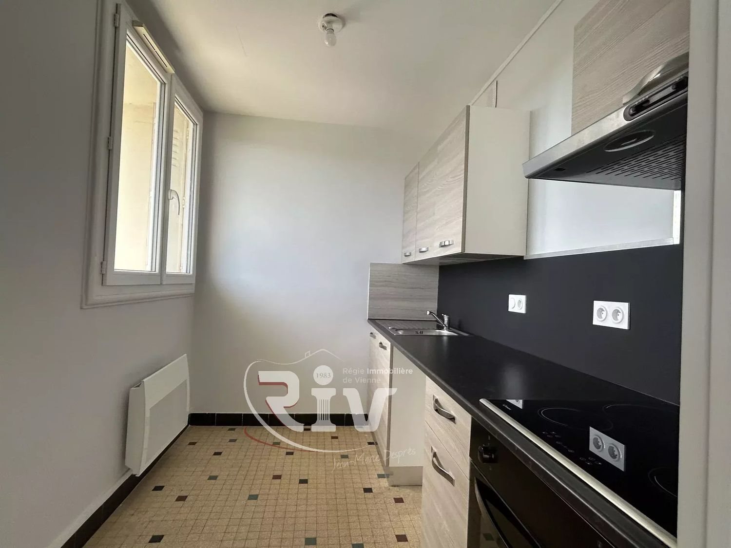 Appartement à louer, 26m², Pont-Evêque
