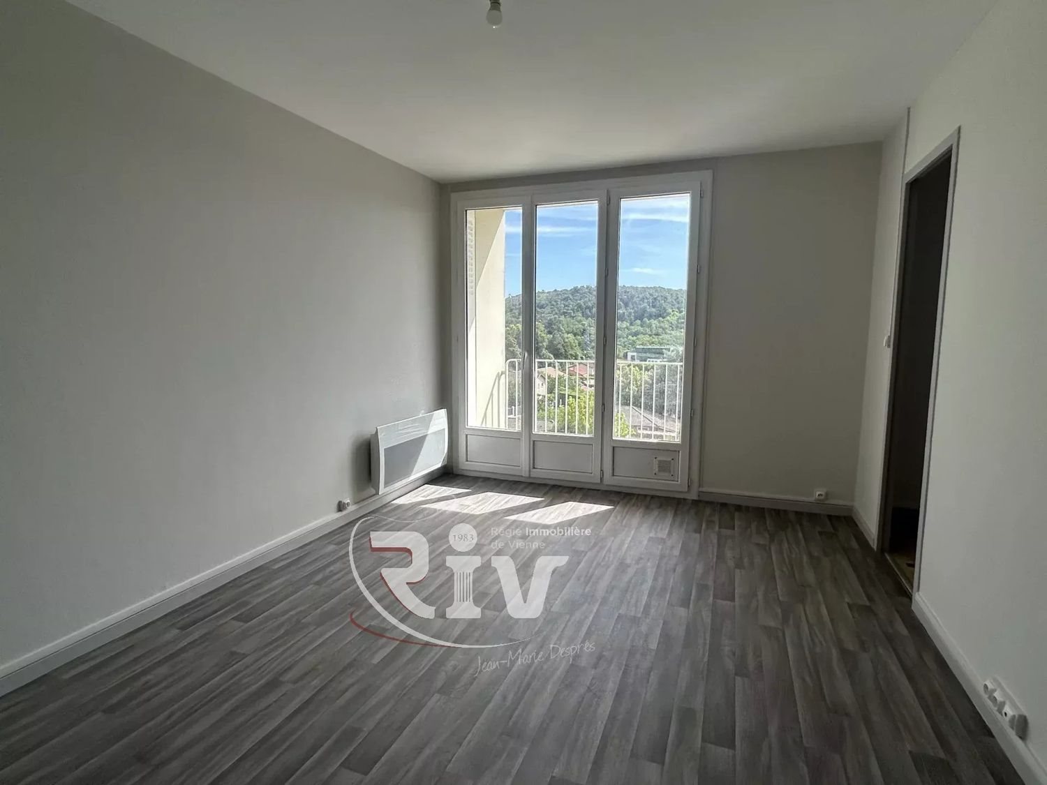 Appartement à louer, 26m², Pont-Evêque
