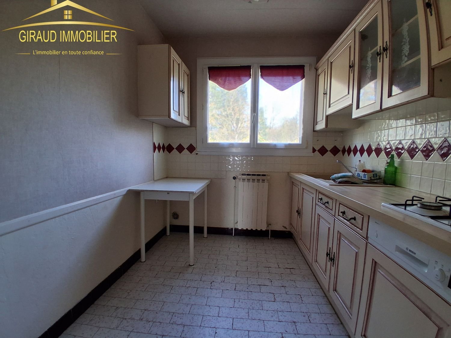 Maison à vendre, 119m², Saint-Denis-de-Cabanne