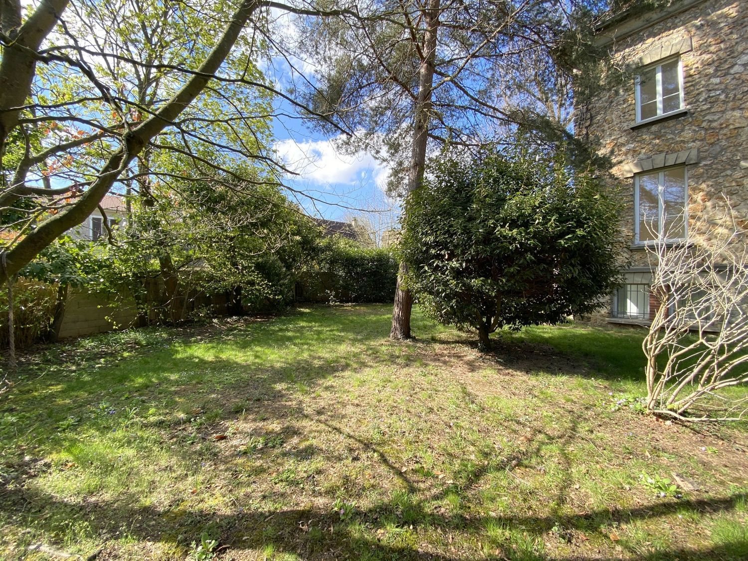 Maison à louer, 185m², Garches