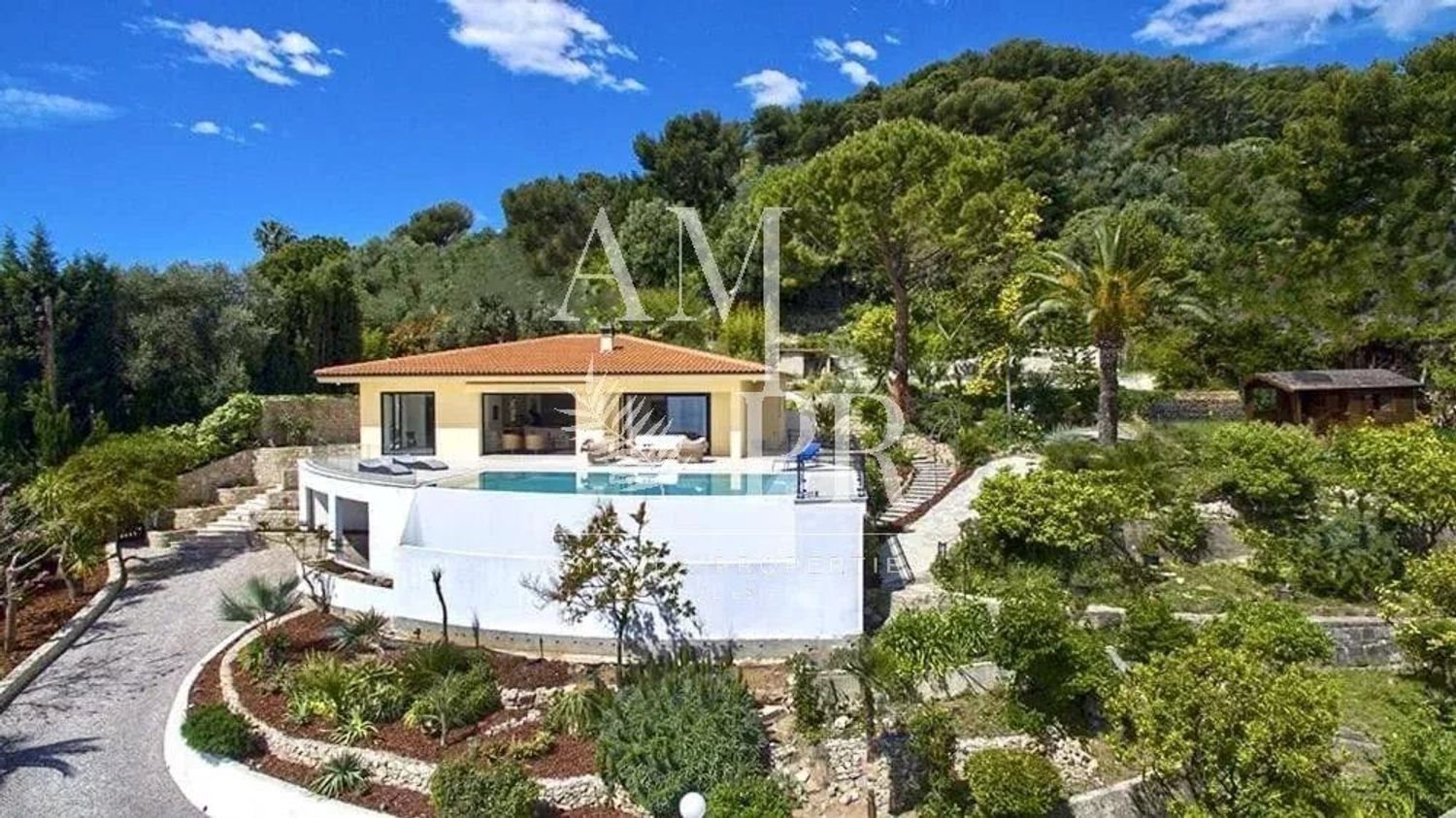 Maison à louer, 250m², Roquebrune-Cap-Martin