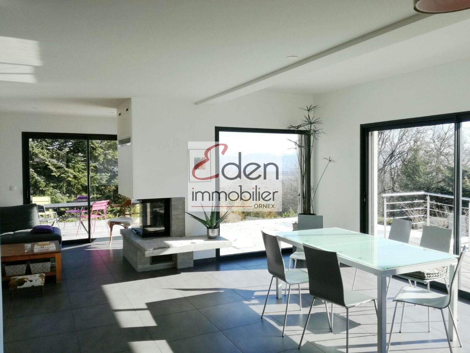 Maison à louer, 146m², Échenevex