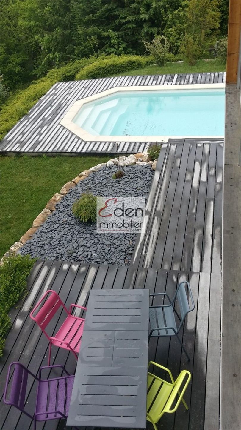 Maison à louer, 146m², Échenevex