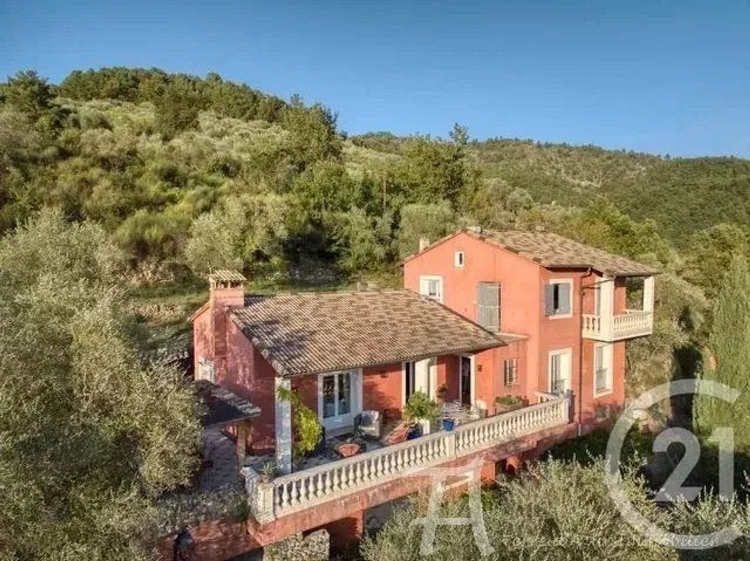 Maison à vendre, 235m², Sospel
