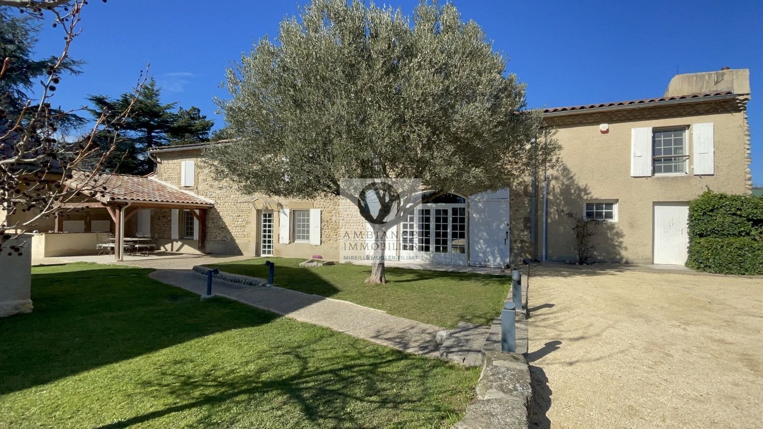 Maison à vendre, 320m², Pont-de-l'Isère