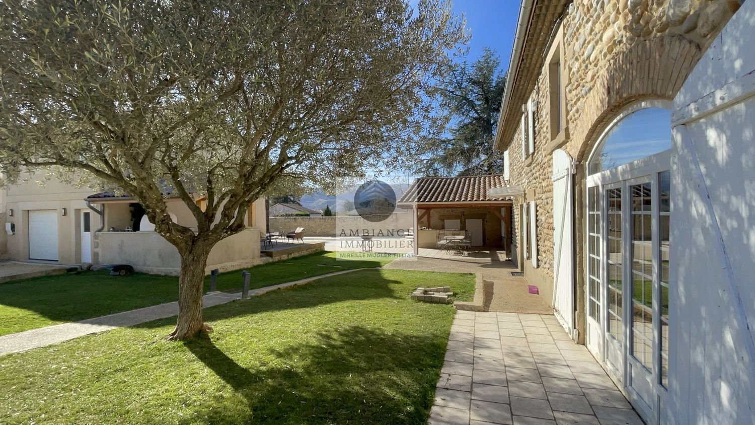 Maison à vendre, 320m², Pont-de-l'Isère