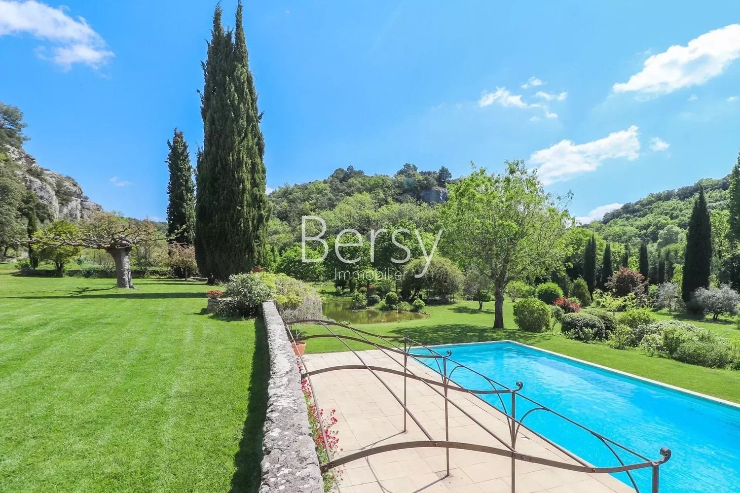 Maison à vendre, 250m², L'Isle-sur-la-Sorgue