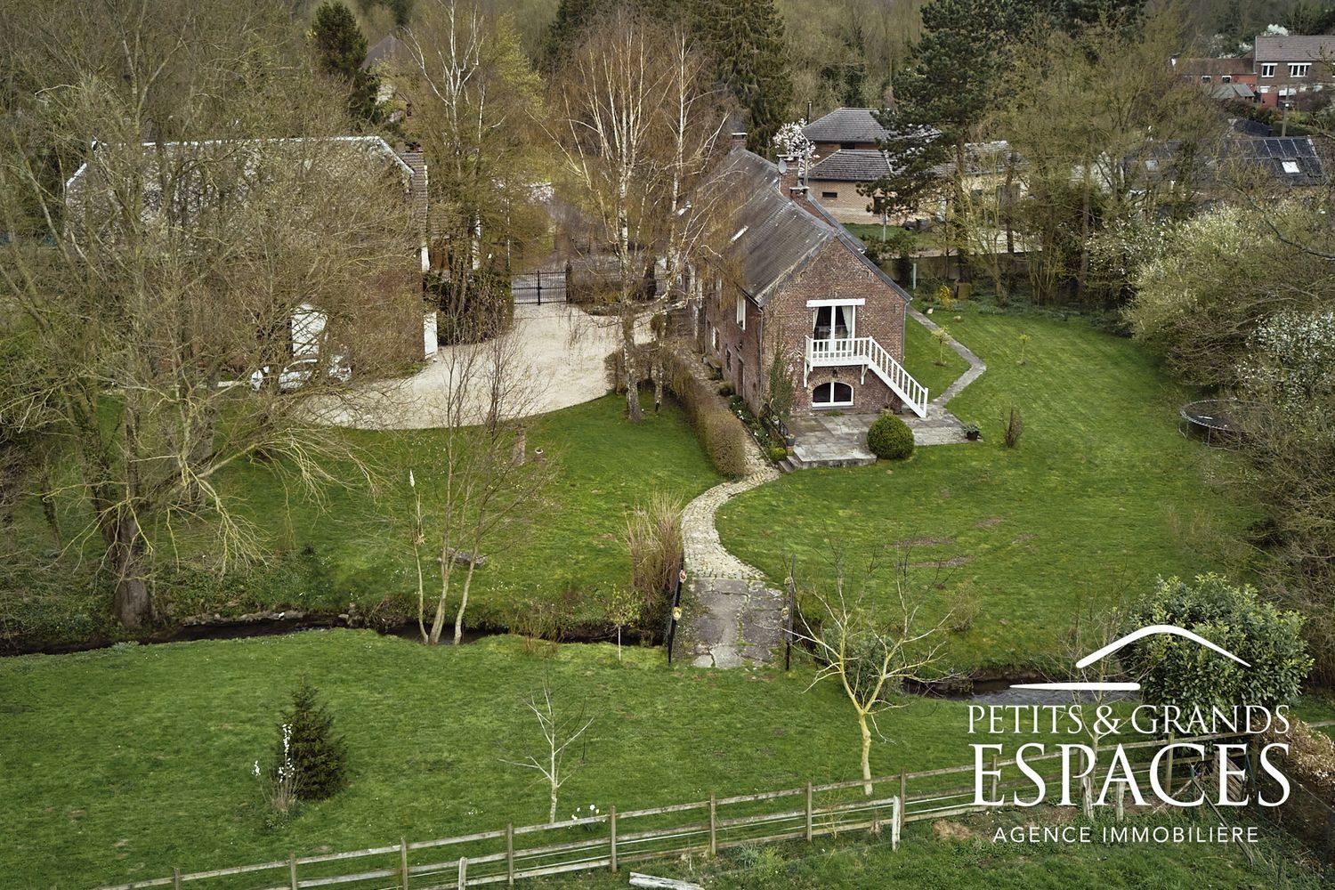 Maison à vendre, 260m², Sebourg