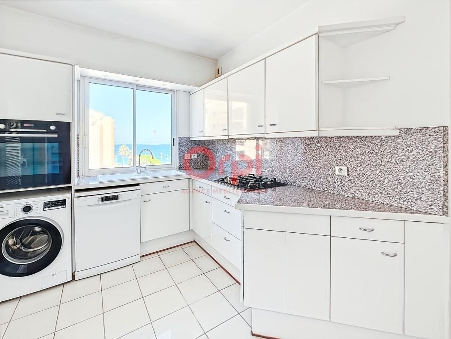 Appartement à louer, 88m², Fréjus