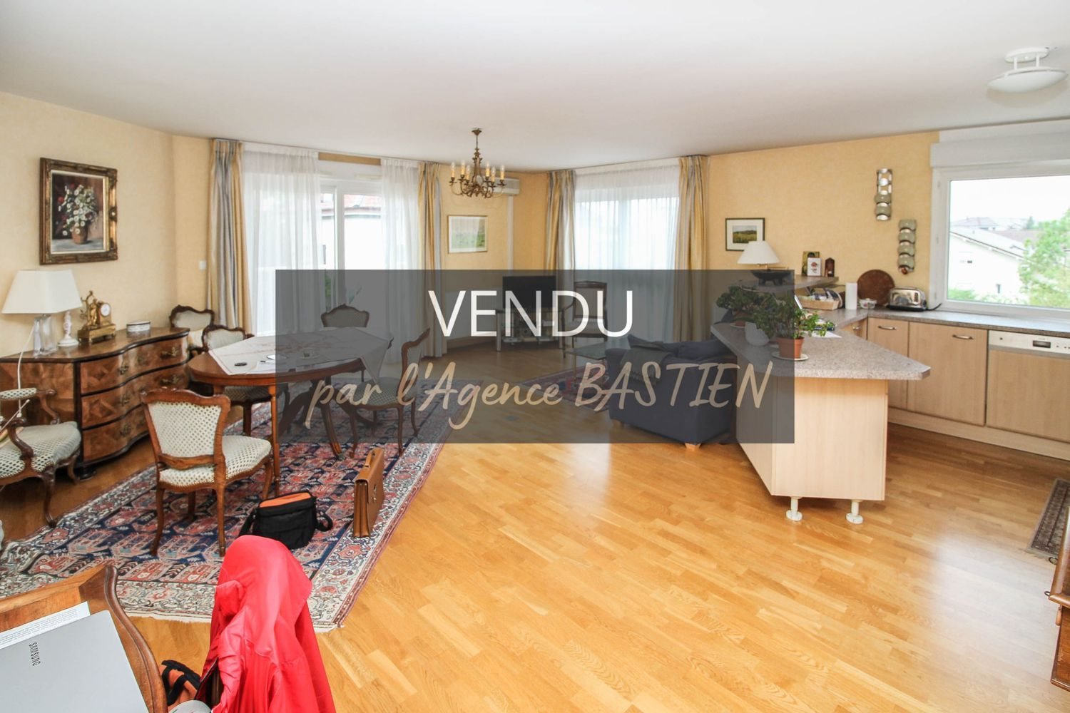 Appartement à vendre, 85m², Cessy