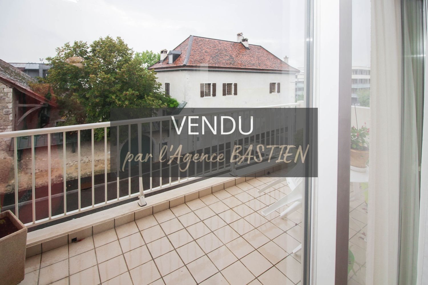 Appartement à vendre, 85m², Cessy