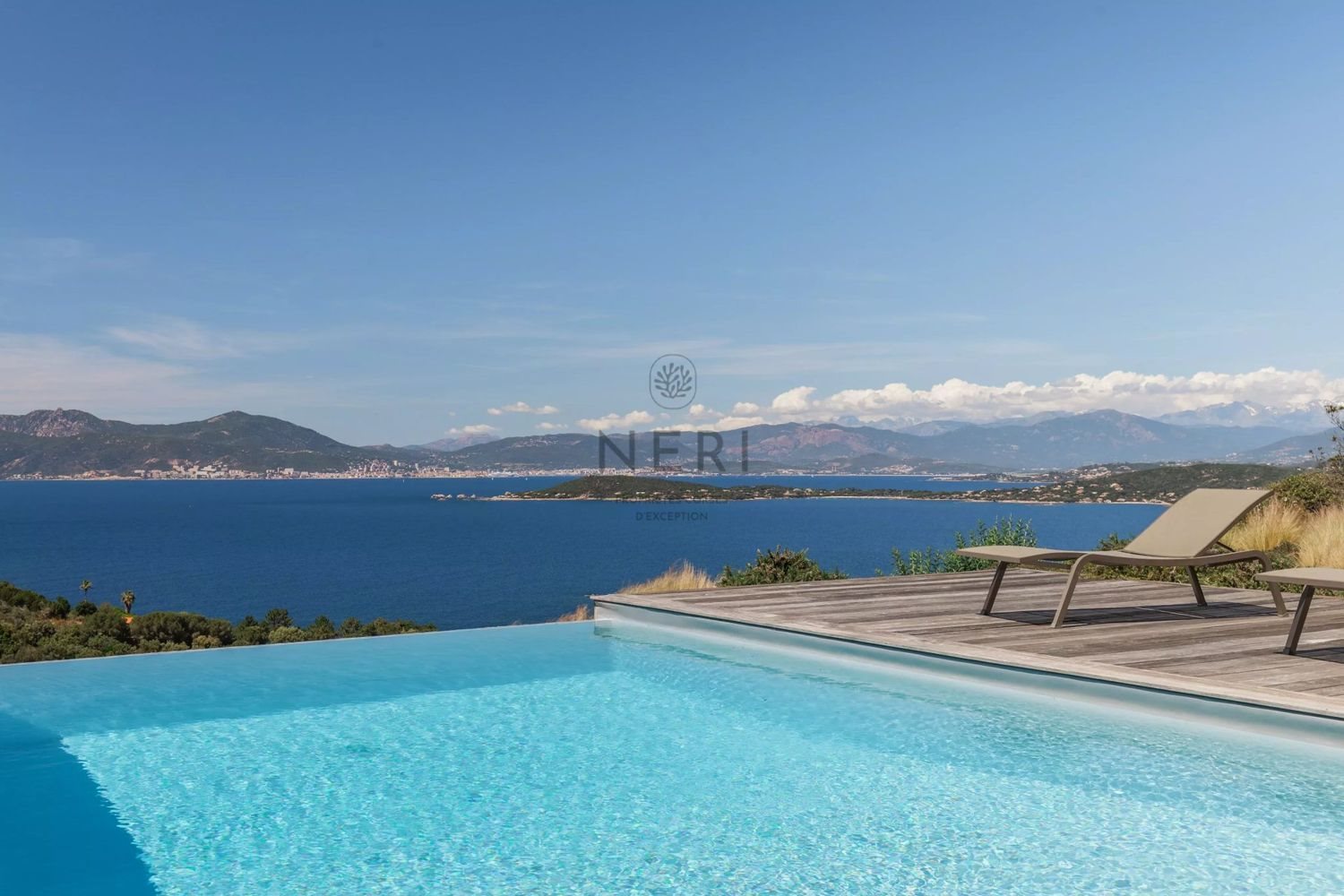 Maison à louer, 220m², Coti-Chiavari