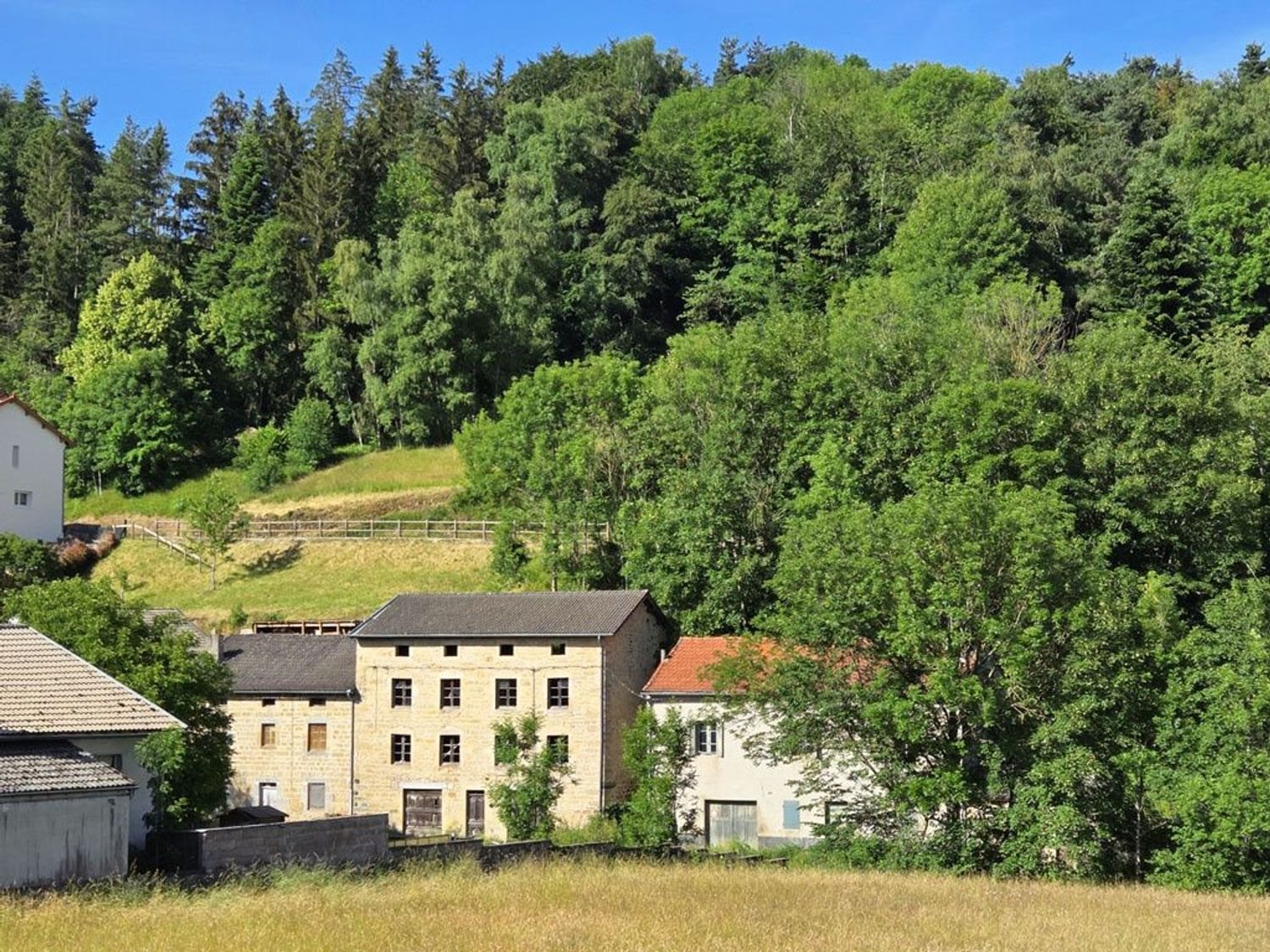 Maison à vendre, 240m², Saint-Julien-Chapteuil