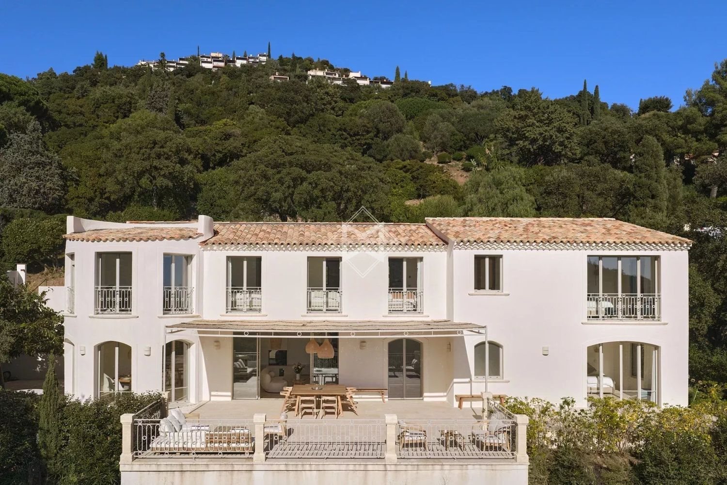 Maison à louer, 320m², Cavalaire-sur-Mer