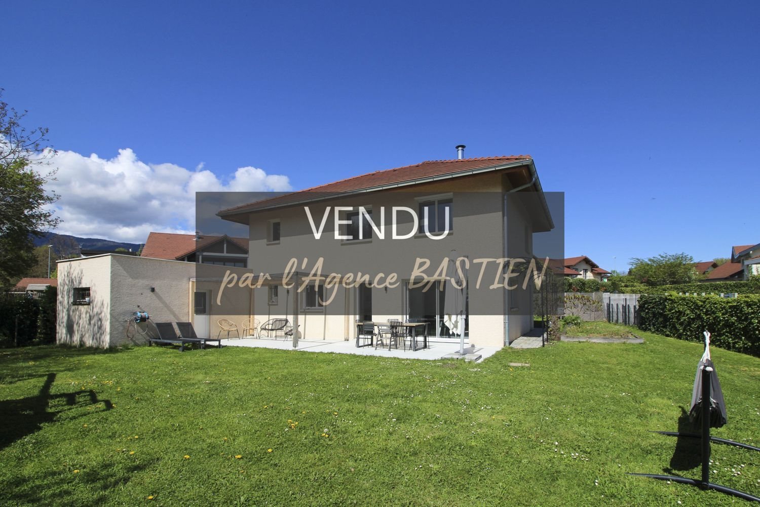 Maison à vendre, 147m², Cessy