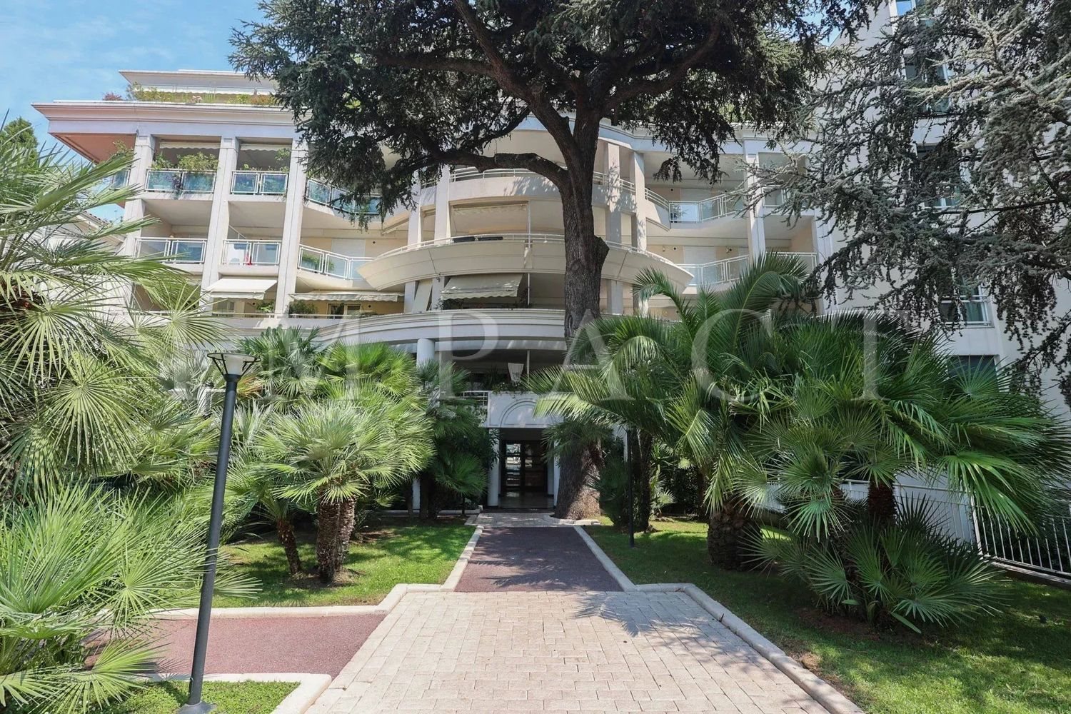 Appartement à louer, 70m², Cannes