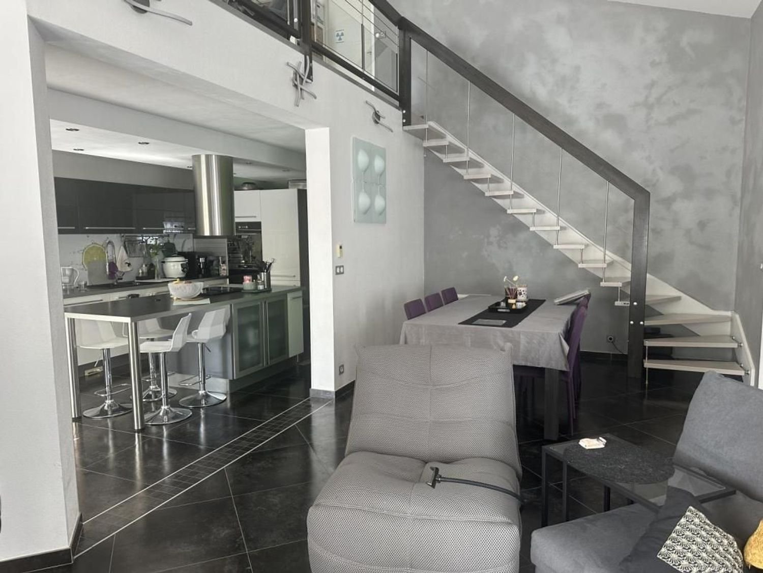 Maison à vendre, 173m², Saint-Nazaire-de-Pézan