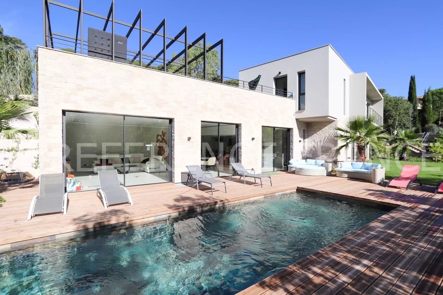 Maison à louer, 430m², Mougins