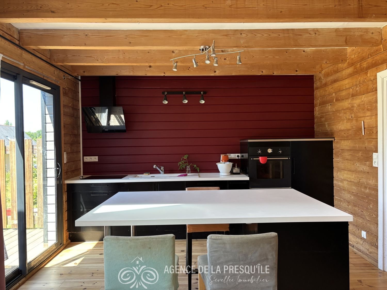Maison à vendre, 125m², Lanvéoc
