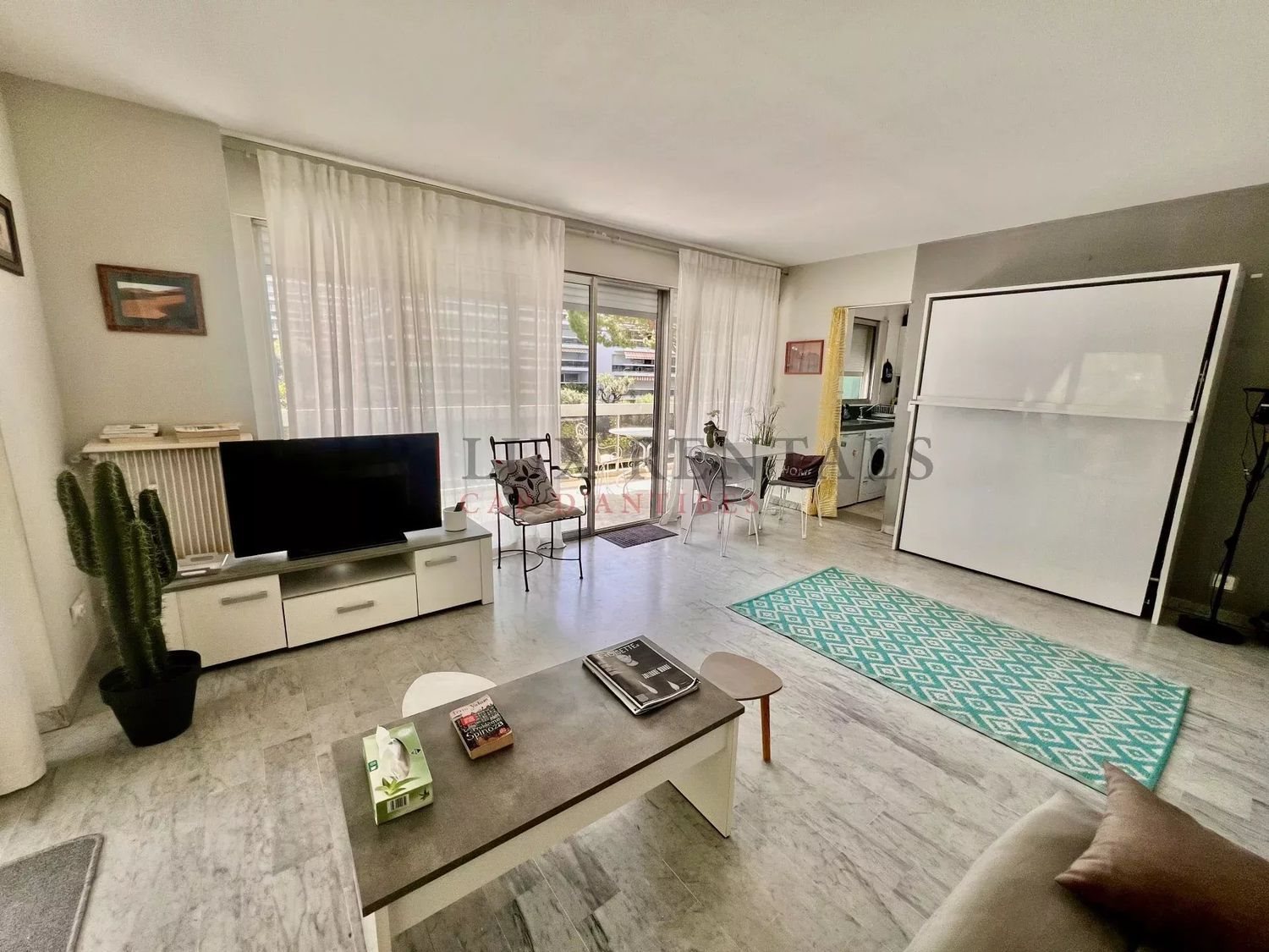 Appartement à louer, 35m², Antibes
