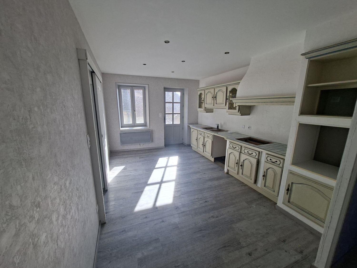 Maison à vendre, 108m², Besson