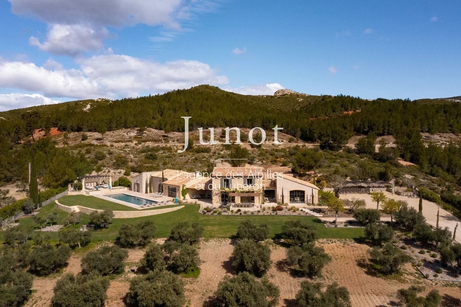 Maison à louer, 416m², Maussane-les-Alpilles