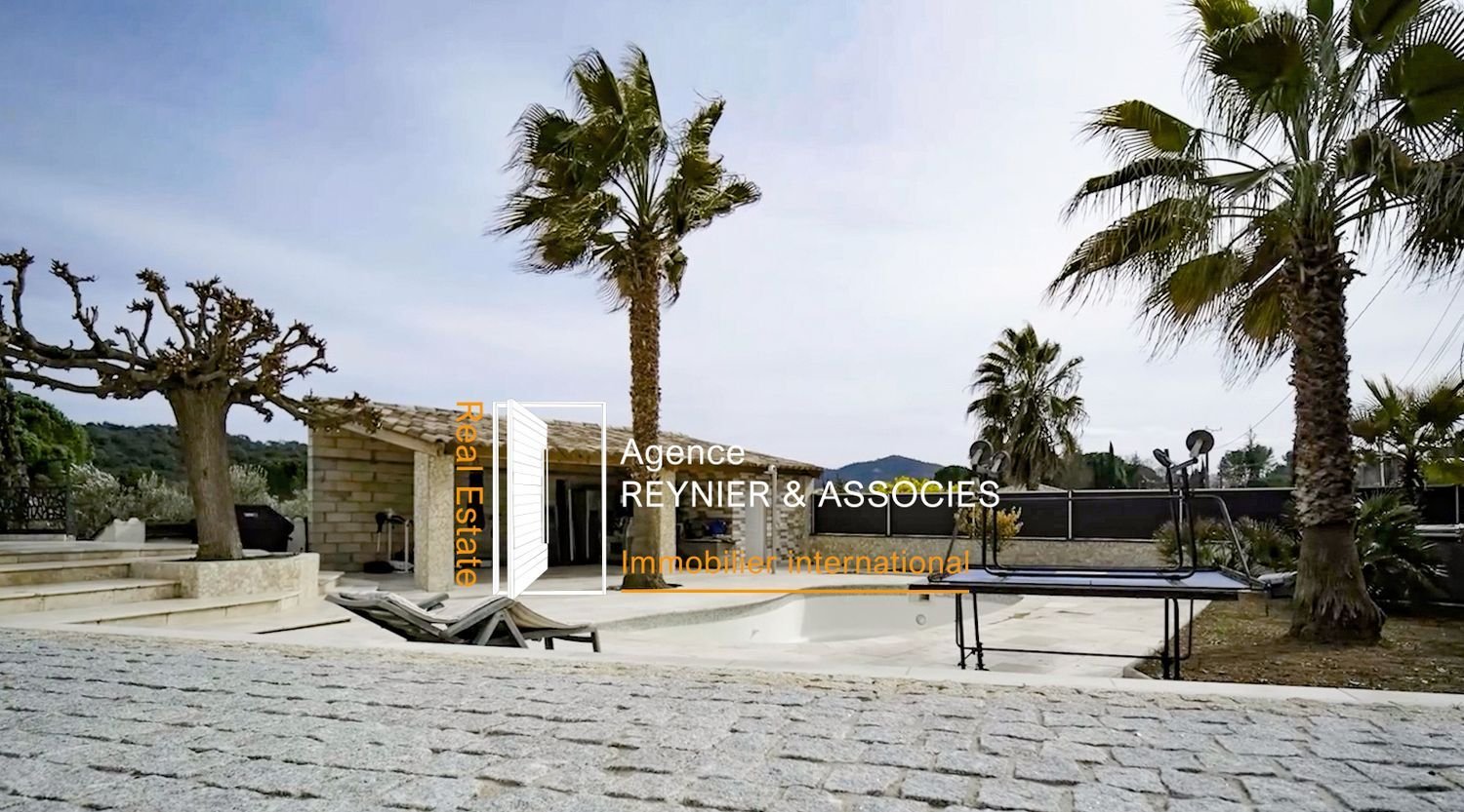 Maison à vendre, 290m², Le Muy