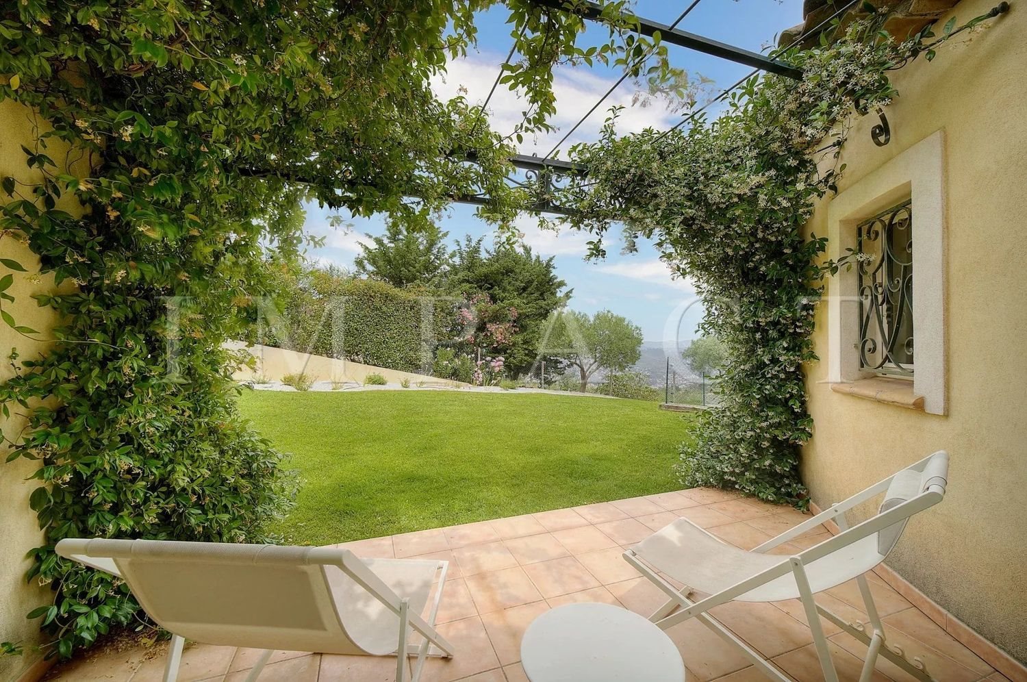 Maison à louer, 11m², Pégomas