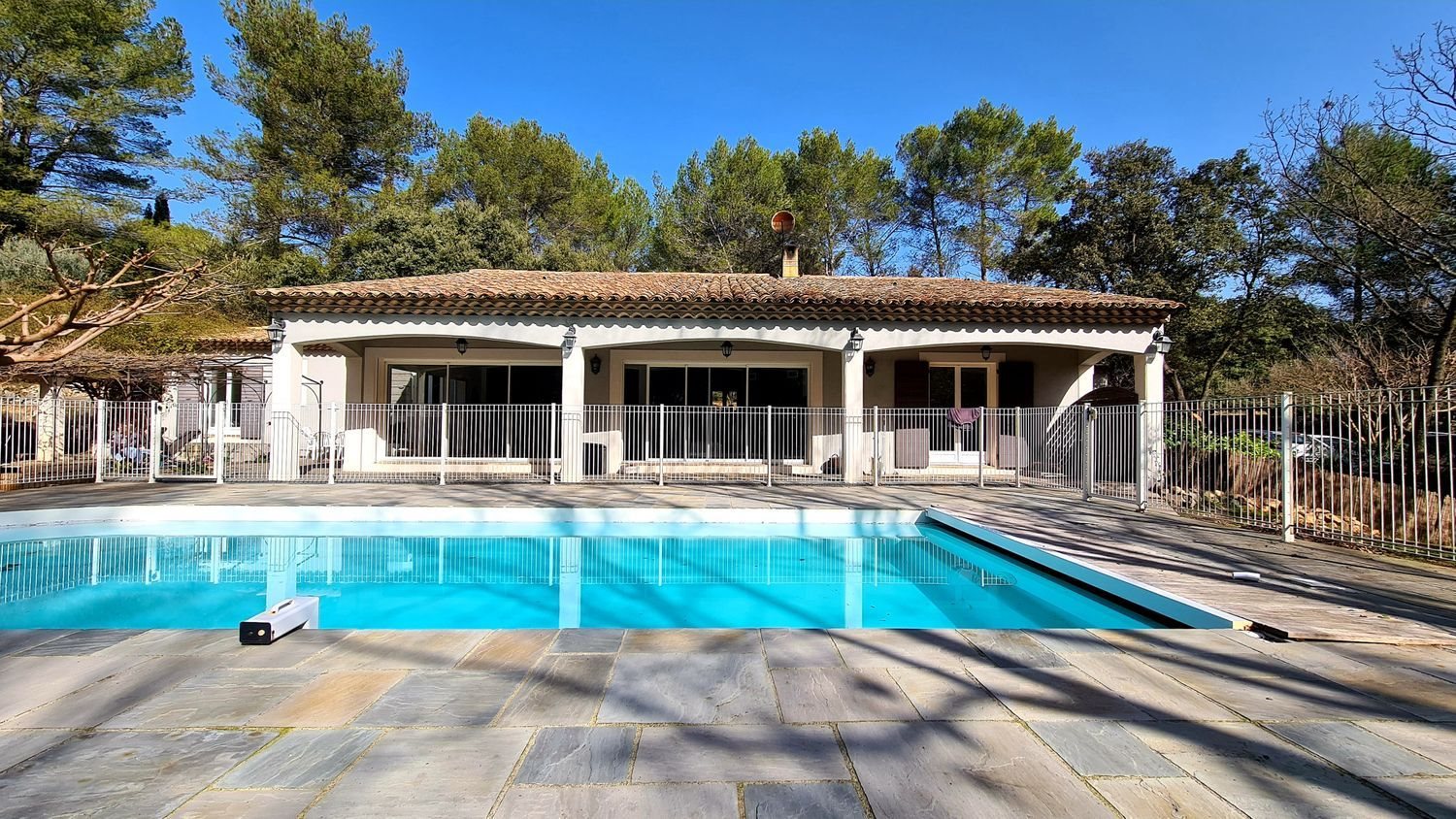Maison à vendre, 150m², Trans-en-Provence