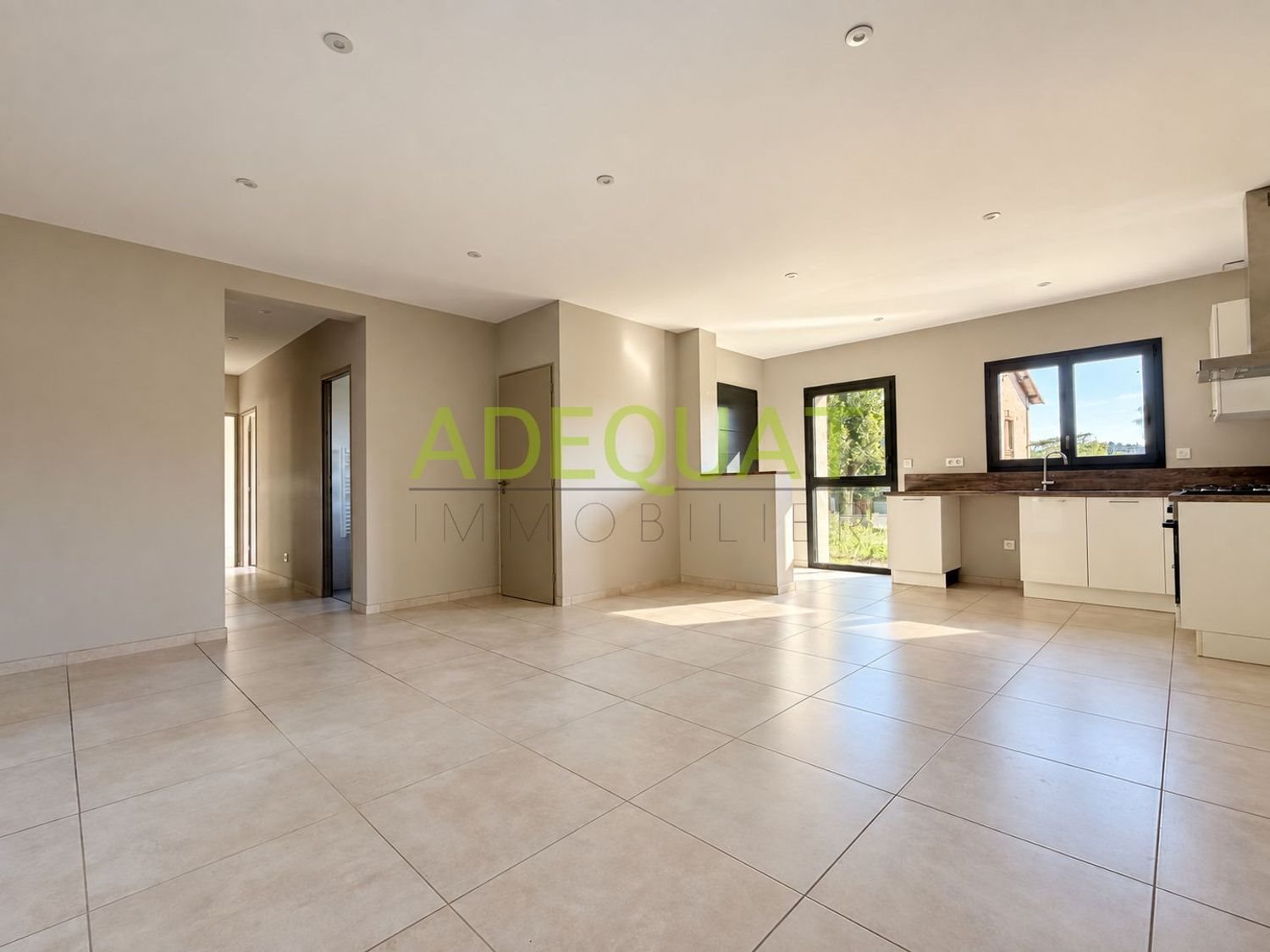 Maison à louer, 83m², Saint-Romain-en-Gal