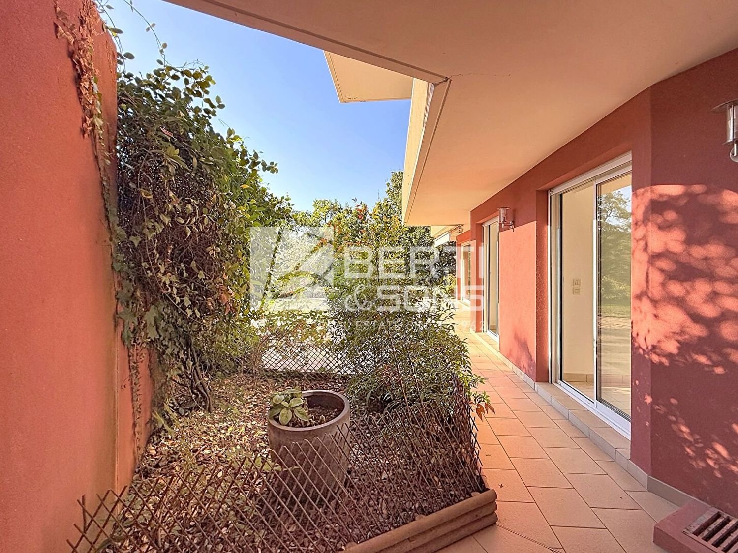 Appartement à louer, 135m², Mandelieu-la-Napoule